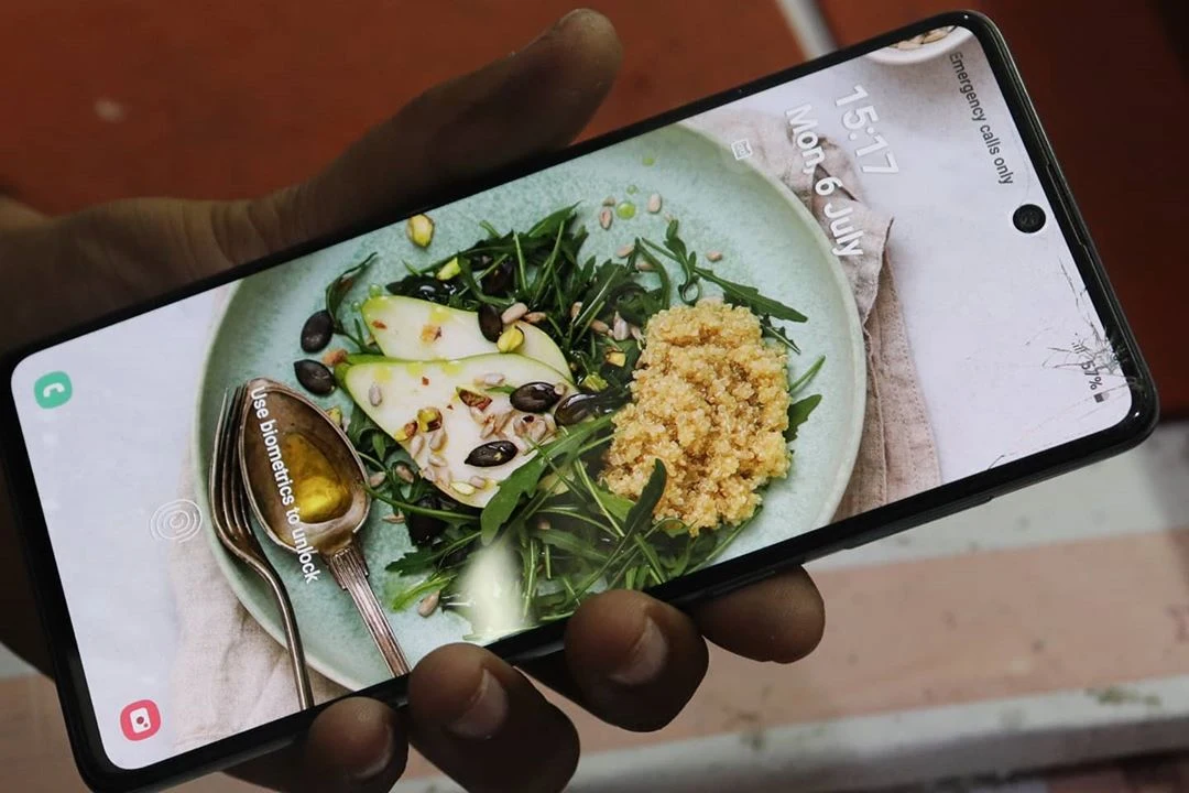 Smartphone with vibrant display showing a healthy meal
