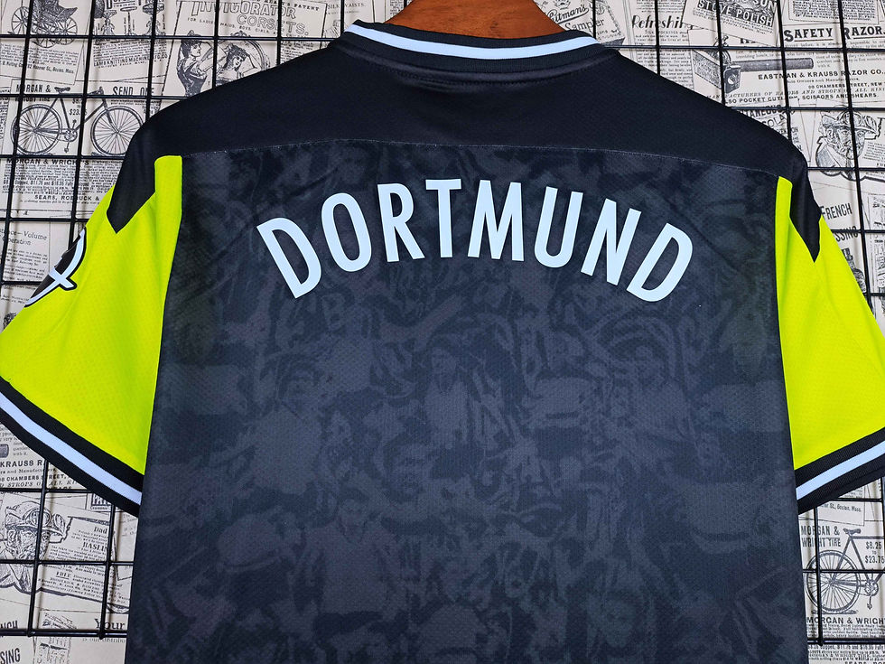 Miniatura: Borussia Dortmund Preta 21/22 | Versão Limitada