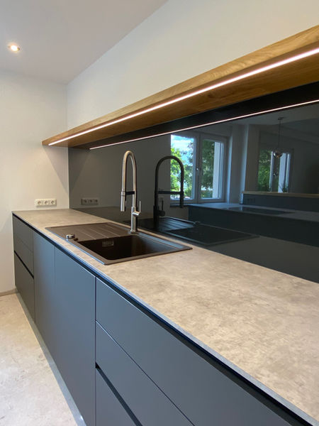 maßgefertigte Einbauküche, Einbauküche nach Maß, Einbauküche Hannover, Einbauküche Celle, Tischler Hannover, Tischler Celle, Innenausbau Hannover, Innenausbau Celle, Einbauküche Burgdorf, maßgeschneiderte Küche Burgdorf 