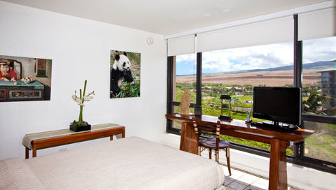 Maui Vacation Rental Mahana Kaanapali Beach showing second bedroom used as a study or dream office.