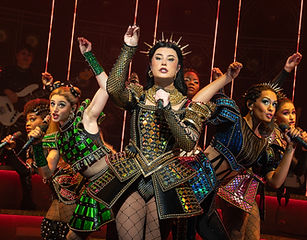(3) Emma Elizabeth Smith as Catherine of Aragon in The North American Tour Boleyn Company