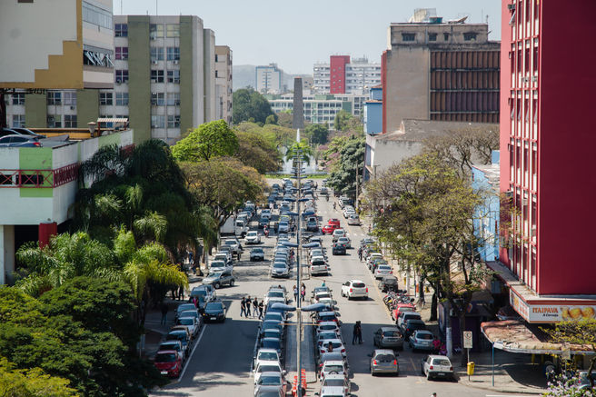 Volta Redonda recupera empregos mais rapidamente que Brasil e Estado do Rio