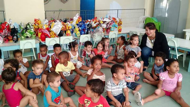 Campanha Páscoa Solidária arrecada bombons para crianças assistidas pelo S.O.S – VR