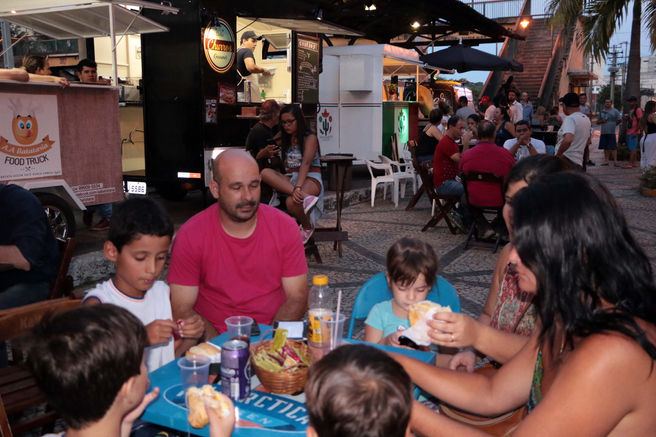 Estação Gastronômica em Barra Mansa terá transmissão do jogo do Brasil