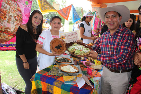 PARTICIPA XICOHTZINCO EN  LA 1ERA. MUESTRA GASTRONÓMICA EN ZACATELCO.