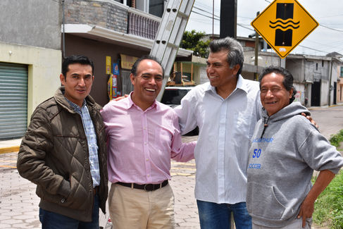 INSTALAN LUMINARIAS EN PLAZUELA DE XOCHICALCO