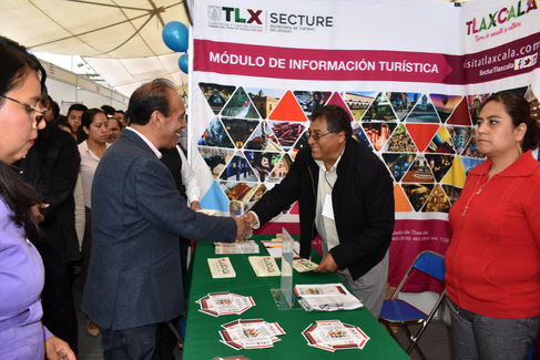 INAUGURAN FERIA DEL EMPLEO 2017 EN ZACATELCO