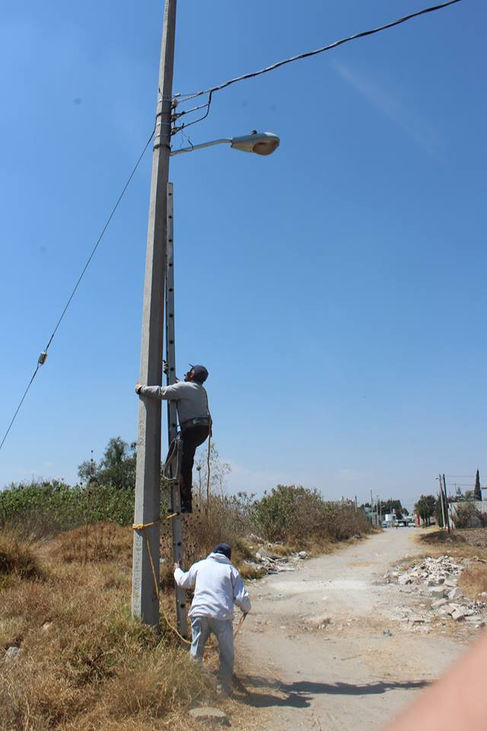 AYUNTAMIENTO DE XICOHTZINCO DETECTA 110 LUMINARIAS PARA SU  REPARACIÓN