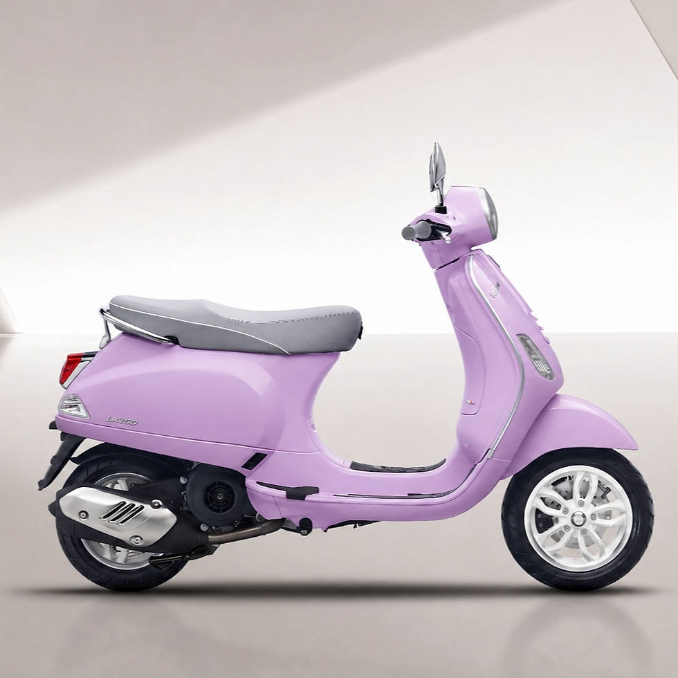 Selain menghadirkan empat pilihan warna baru, New Vespa LX 150 juga mendapat penyegaran pada sejumlah detail eksterior yang semakin mempertegas karakter klasik skuter ini.