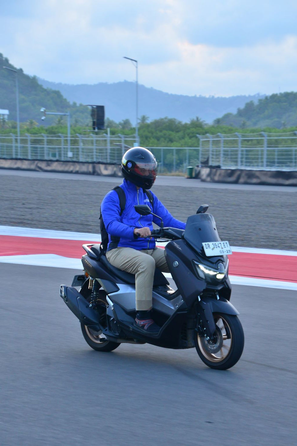 OTOPLUS ONLINE berkesempatan merasakan sirkuit Mandalika bersama Yamaha NMAX āTurboā Tech Max.