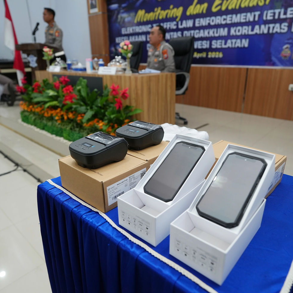 ETLE handheld terbaru memiliki spesifikasi yang beda dengan yang ada sekarang karena sudah bisa langsung print out. Jadi, misalnya ada pelanggaran, petugas bisa langsung cetak dan sudah ada barcode-nya.