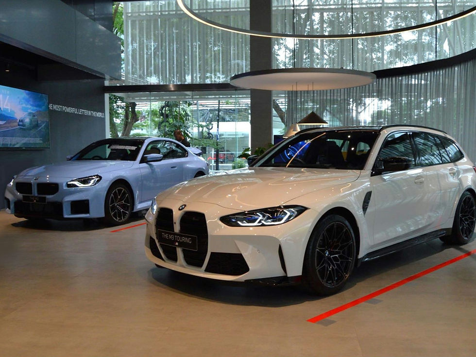 Kini BMW Astra Surabaya juga merupakan dealer BMW M pertama di Jawa Timur yang pengukuhannya bersamaan dengan diperkenalkannya BMW M3 Touring dan keberadaan BMW M Corner.