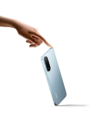 Xiaomi REDMI A7 Pro varian awal yang diluncurkan adalah versi online 4GB RAM + 64GB memori internal cocok buat anak muda berlebaran.