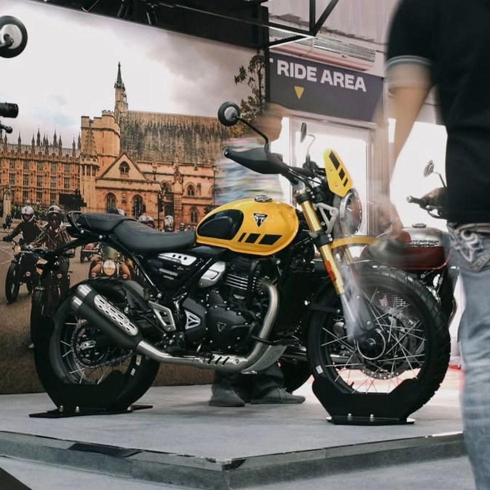 Triumph Thruxton 400 dan Tracker 400 Resmi Meluncur di GIIAS 2026, Dipasarkan Hanya Rp180 Jutaan