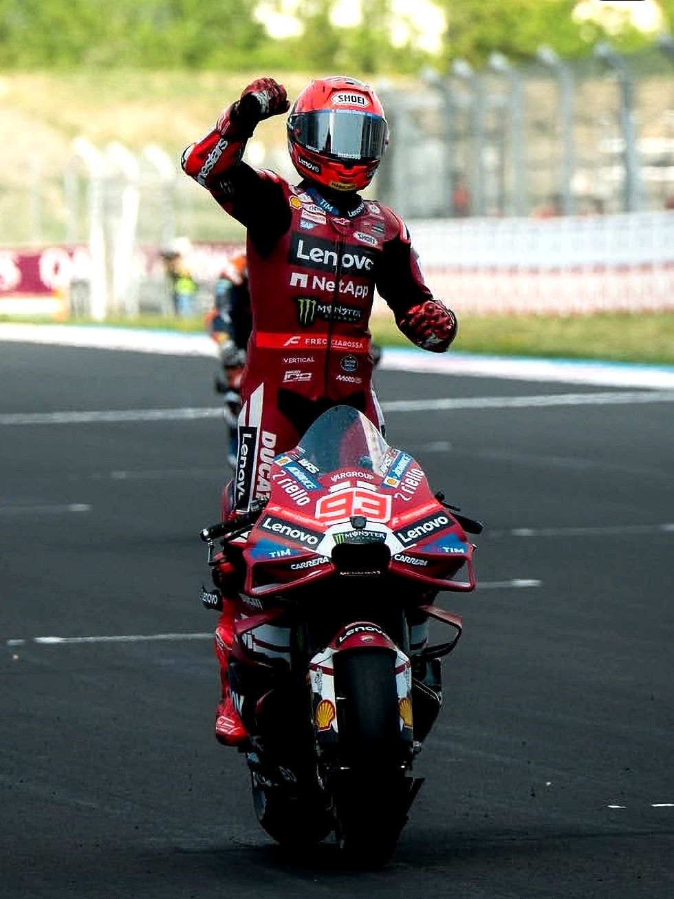 Marc Marquez menyudahi pertarungan dengan Pedro Acosta dengan margin 1,3 detik saat bendera finish dikibarkan. (@marcmarquez93)