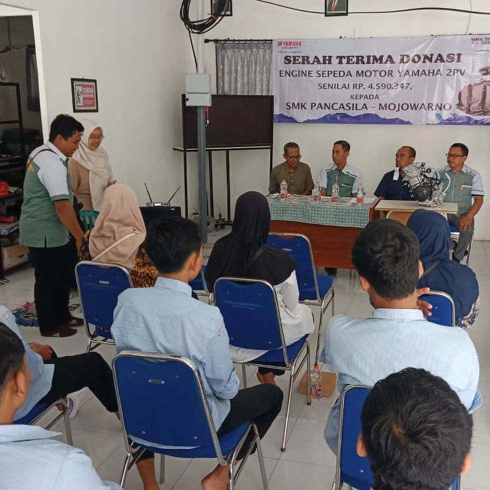 Yamaha STSJ Donasikan Mesin MX King ke 12 SMK, Siap Cetak Mekanik Masa Depan