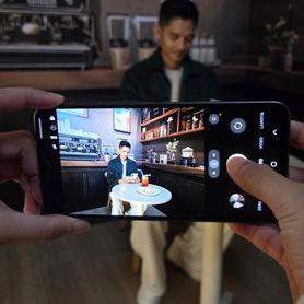 Galaxy A37 5G dibekali kamera utama 50MP yang didukung peningkatan kemampuan Nightography, menghasilkan foto dan video lebih terang, tajam, dan minim noise.