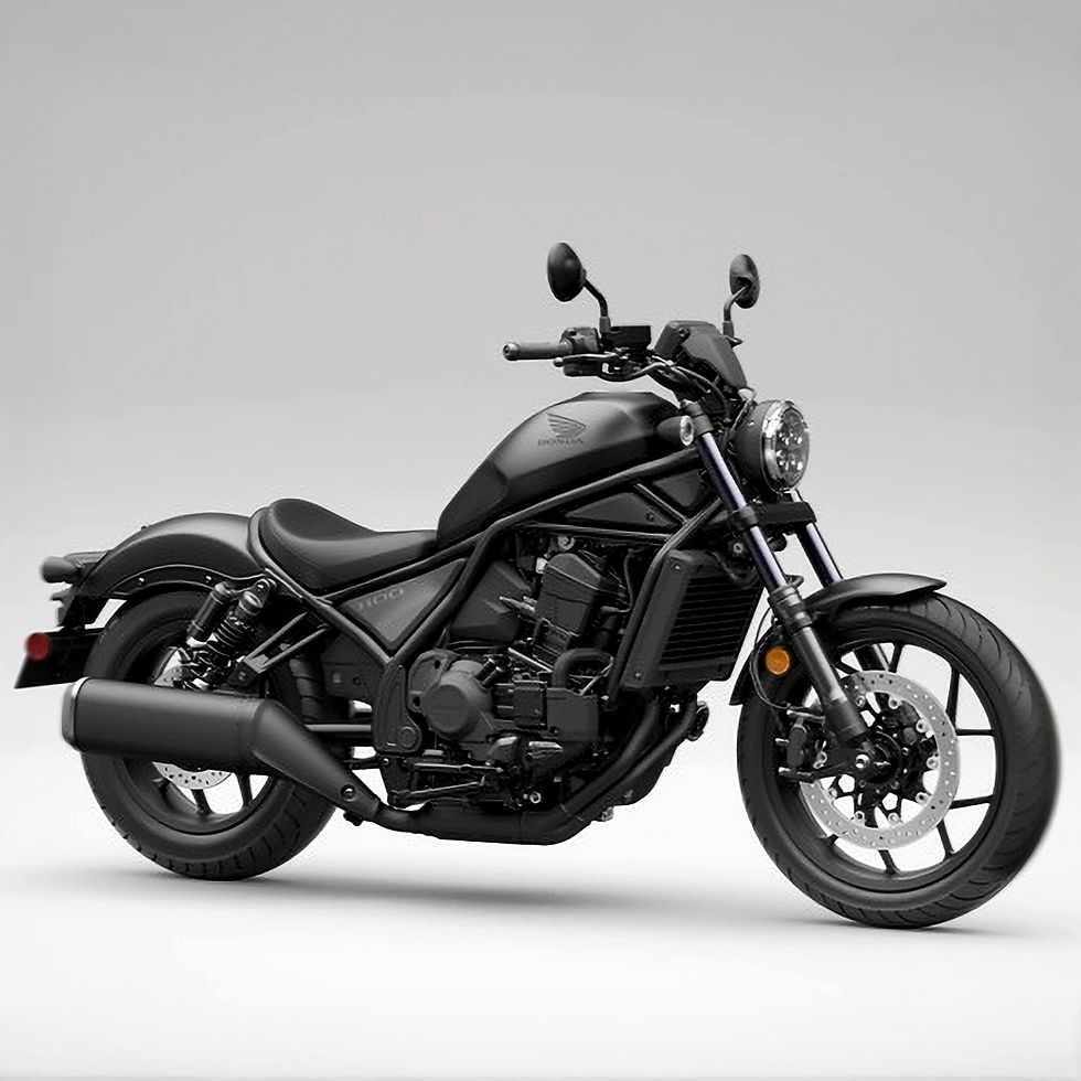 Matte Ballistic Black Metallic tetap dipertahankan pada Honda New Rebel 1100 model tahun 2026 yang diperkenalkan pada 7 Juli 2026, sedangkan Pearl Hawkseye Blue yang tercantum dalam rilis pembaruan Mei 2026 tidak lagi disebut sebagai pilihan warna pada materi press release terbaru.