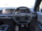 Panoramic Wide Display mendominasi dasbor berdesain minimalis.
