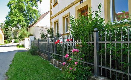 Hausgarten.JPG