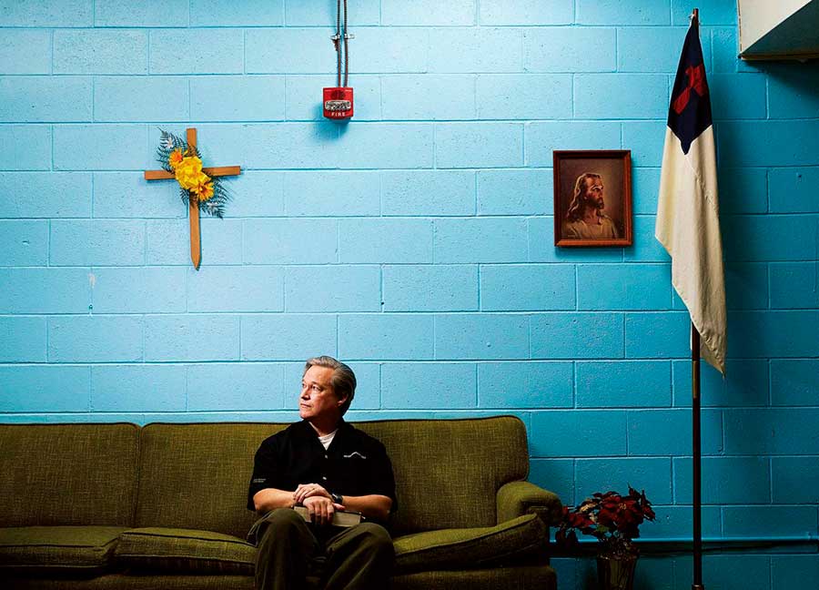 Whittier: La fría ciudad de Alaska en donde casi todos viven en un solo edificio