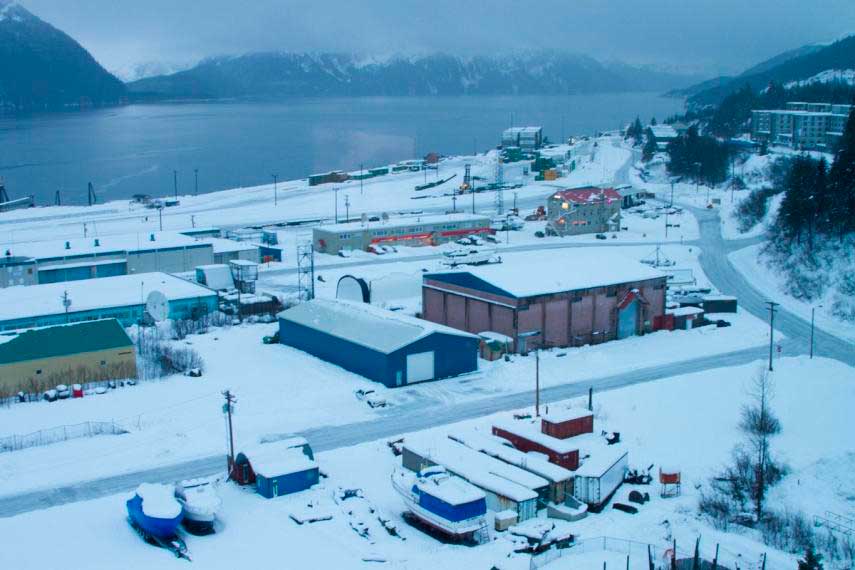 Whittier: La fría ciudad de Alaska en donde casi todos viven en un solo edificio