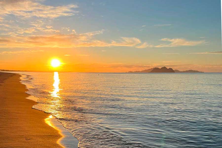 Amanecer en Bahía de Kino