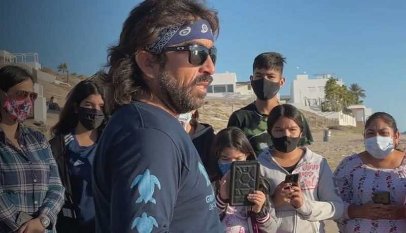 Cosme Becerra, Grupo Tortugueros de Bahía de Kino