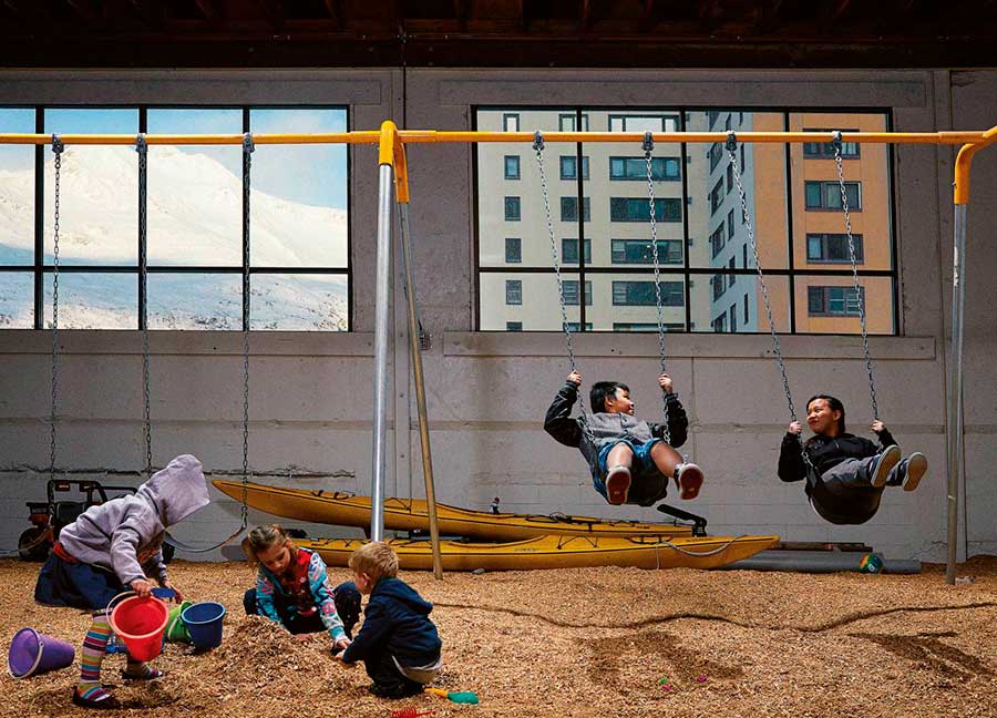 Whittier: La fría ciudad de Alaska en donde casi todos viven en un solo edificio