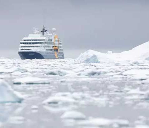 Ultramarine, el crucero sustentable que explora la belleza del Ártico