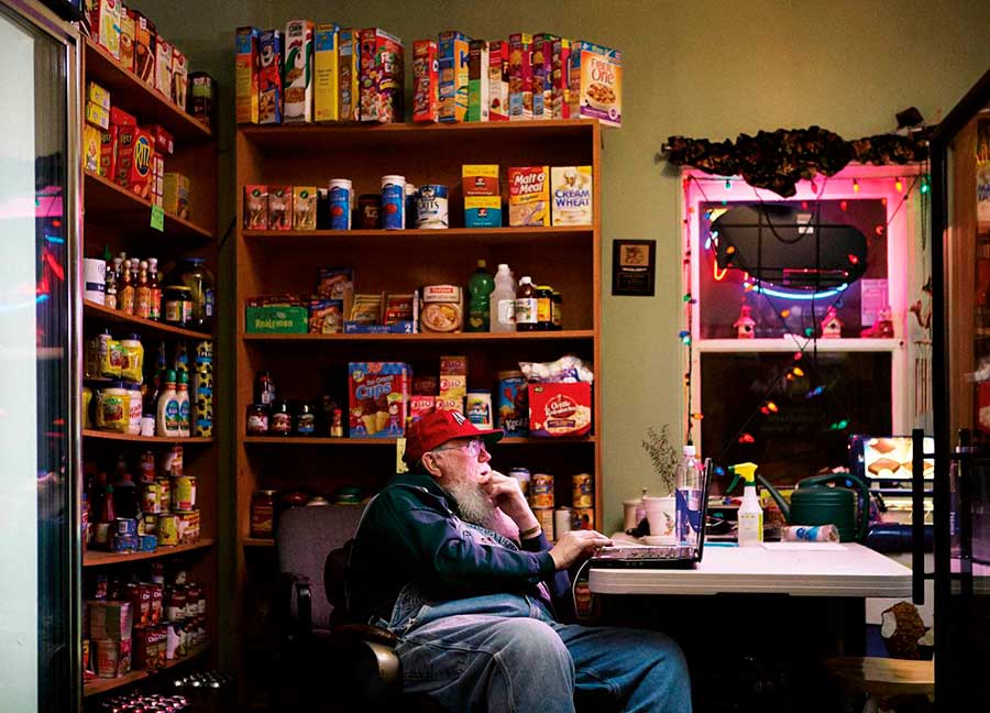 Whittier: La fría ciudad de Alaska en donde casi todos viven en un solo edificio