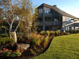 Timely Fall Landscaping for Spring Splendor