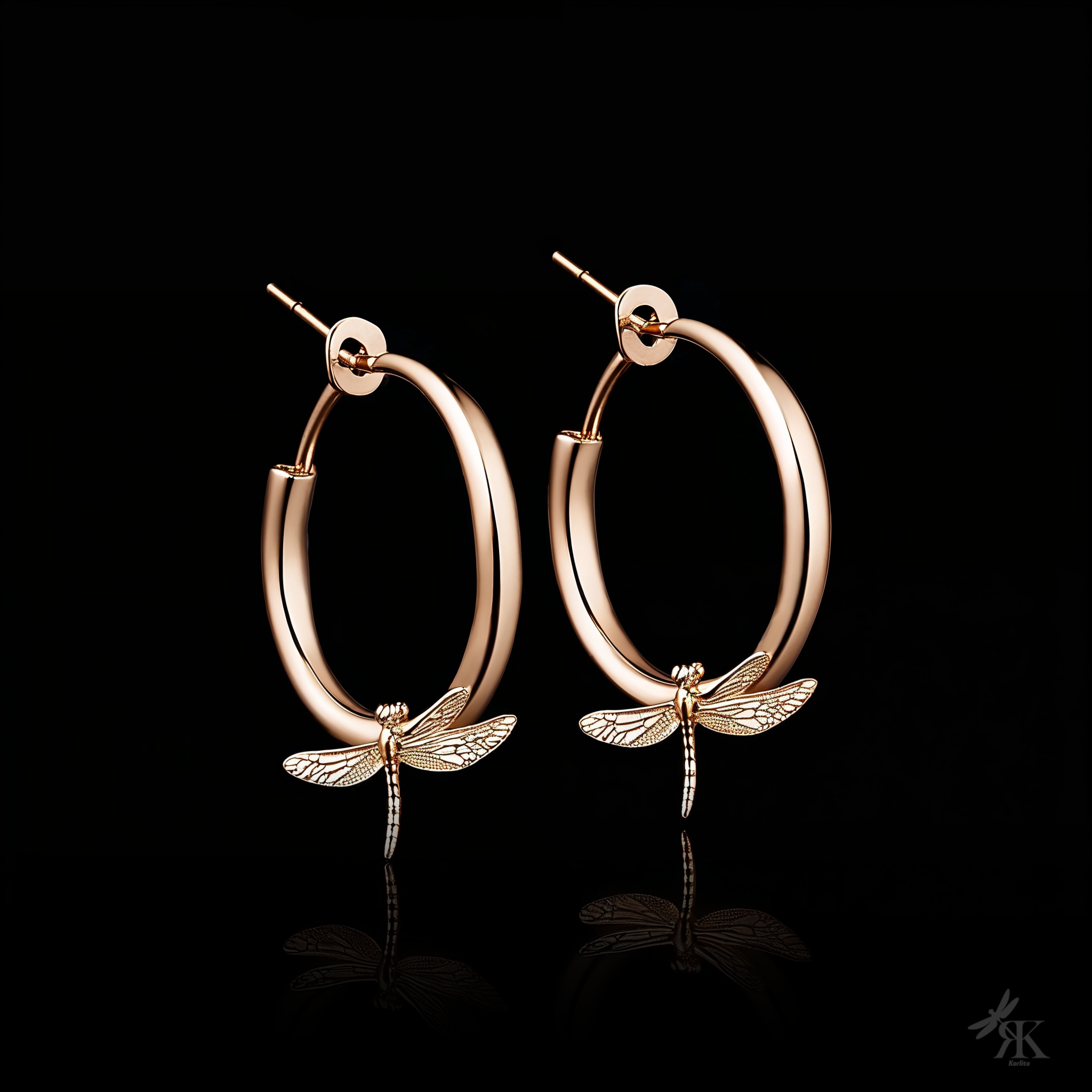 Libellule Élégance Hoop Earrings