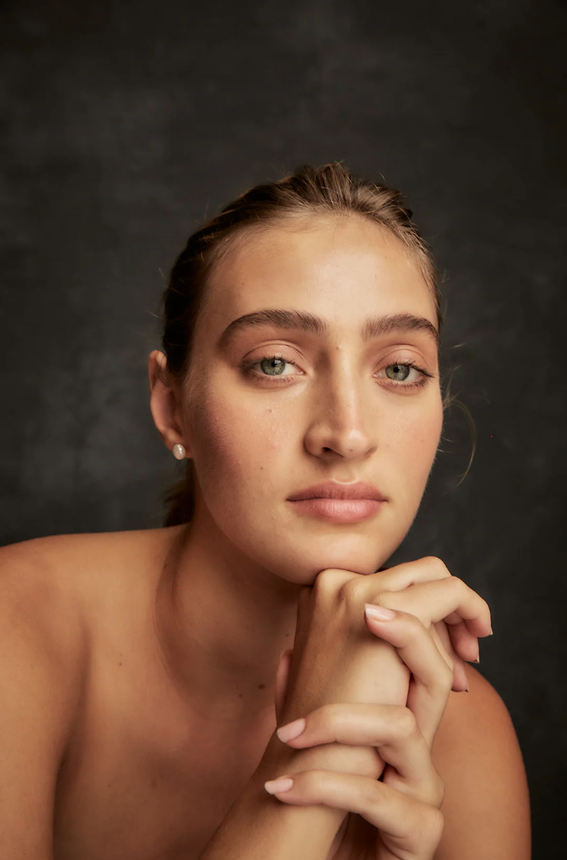 Thumbnail: Anais Pearl Studs
