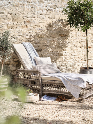 INTERIORS & STILL LIFE | Sara Bird