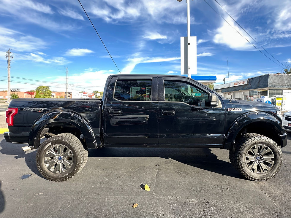 Thumbnail: 2017 FORD F150 XLT SPORT 4X4 SUPER CREW 5.0L V8 COYOTE ENGINE