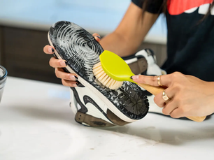 Berapa Lama Waktu yang Dibutuhkan untuk Mencuci Sepatu?