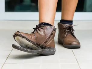 Jenis Reparasi Sepatu yang Perlu Kamu Ketahui Sebelum Melakukannya