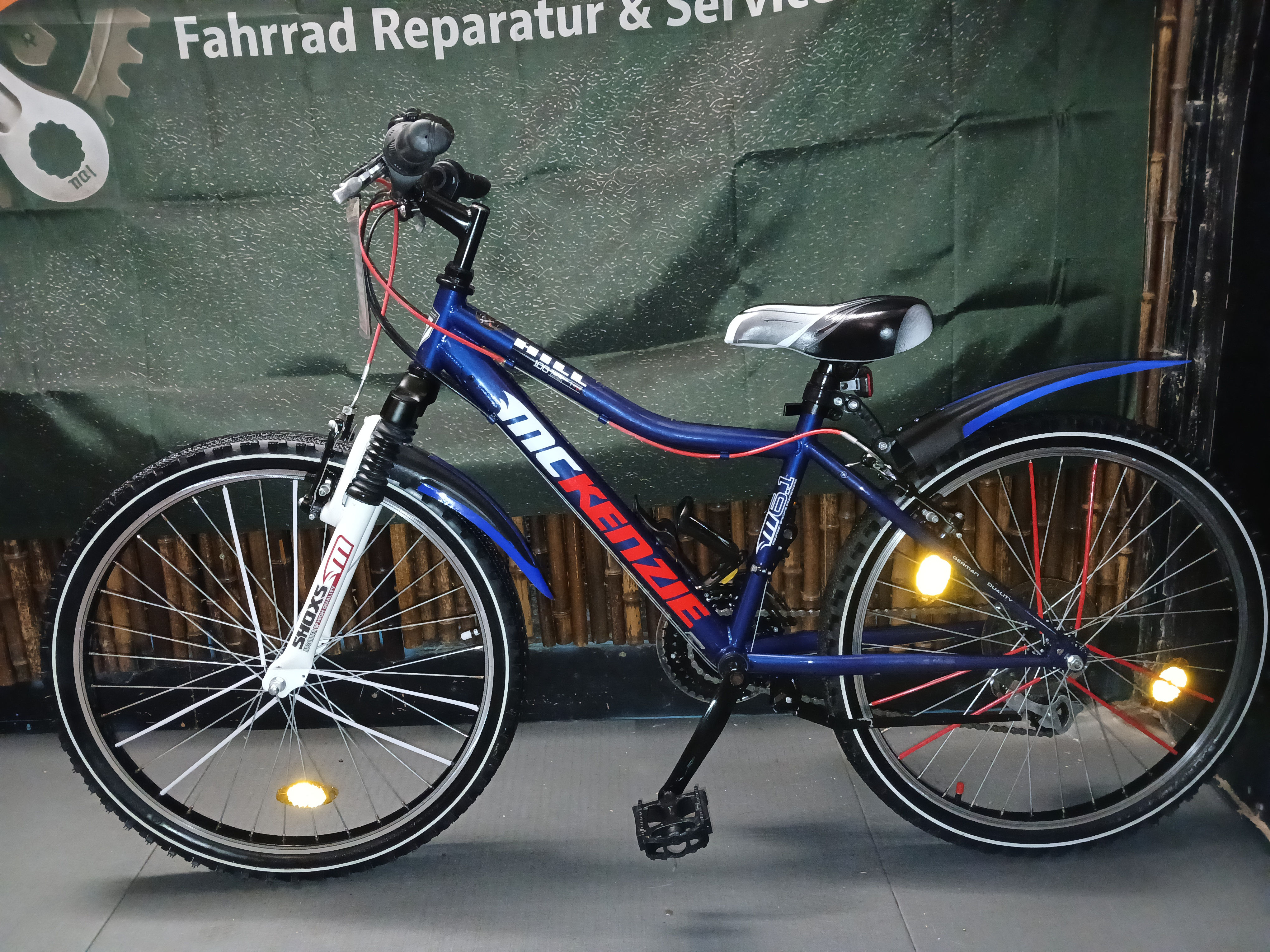 "McKENZIE"Mountainbike.24 zoll.21 Gänge.35 cm RH.mit 1 Jahr Garantie.