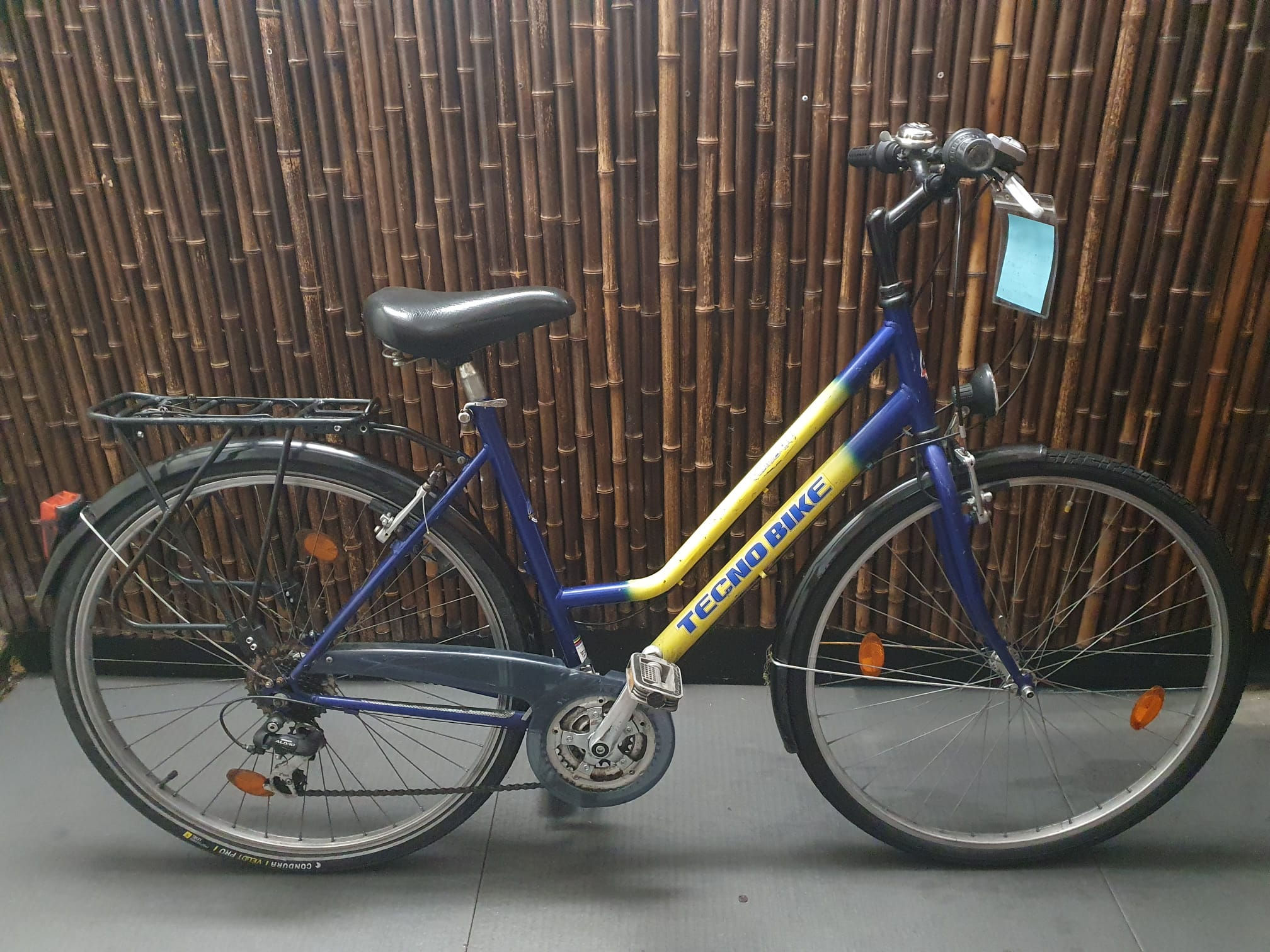 "TECHNOBIKE"Citybike.28 Zoll.21 Gänge.54 cm RH.mit 1 Jahr Garantie.