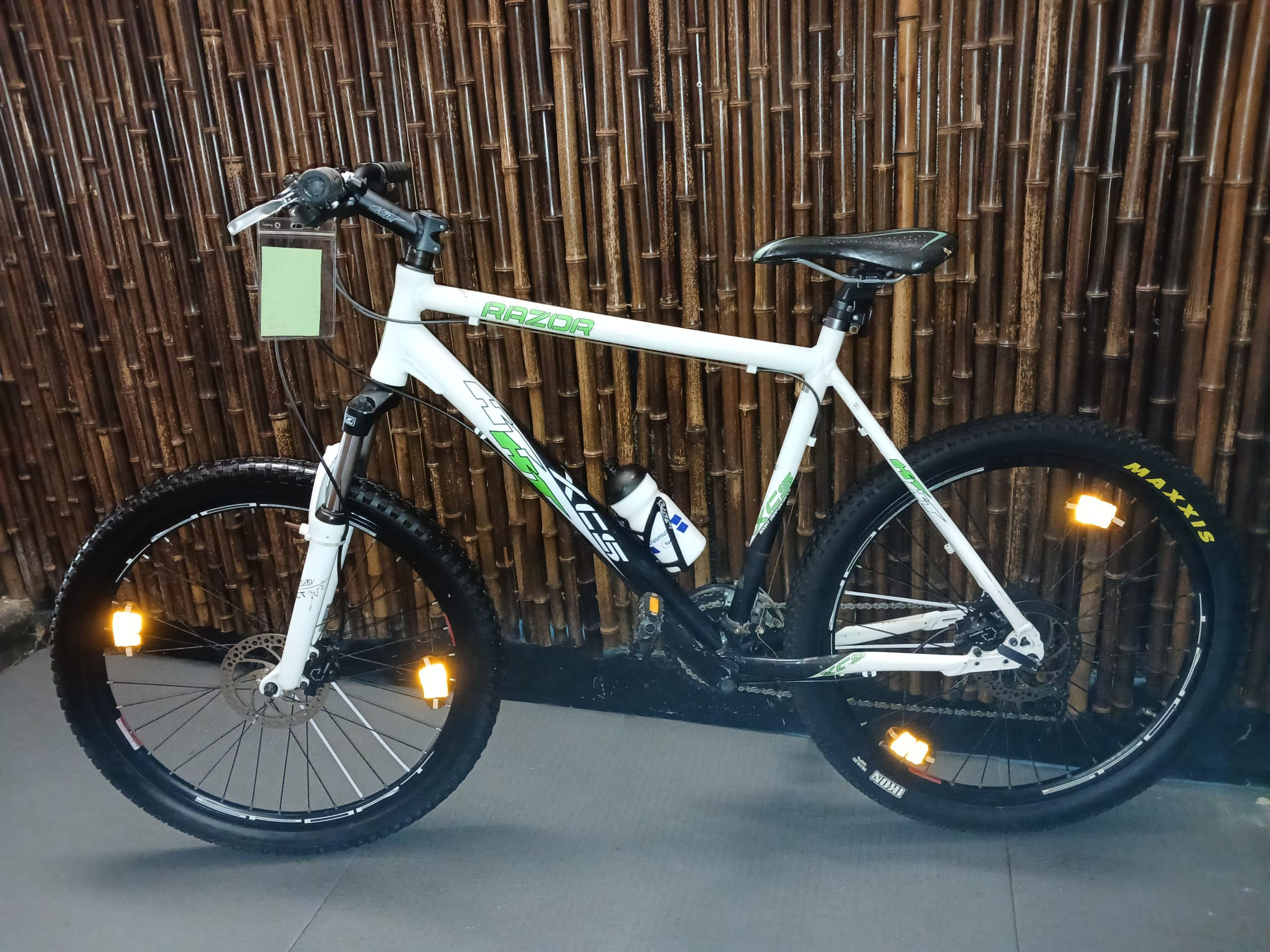 "HT XCS ALU" Mountainbike.26 zoll.27 Gänge.53 cm RH.mit 1 Jahr Garantie.