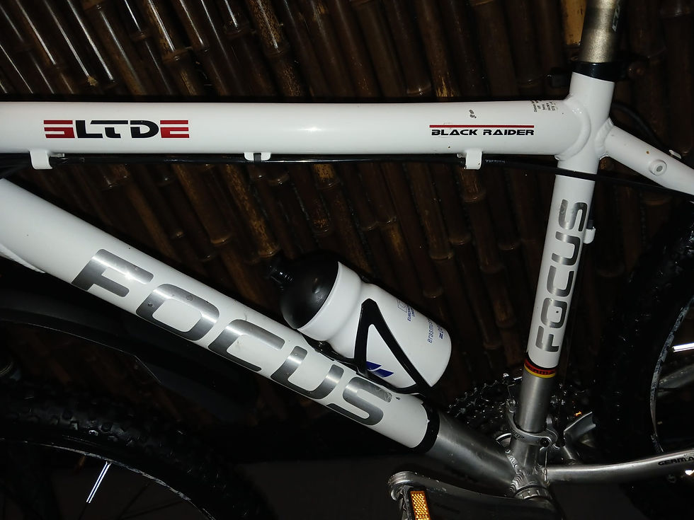 Miniaturbild: "FOCUS"Alu.Mountainbike.27 zoll.27 Gänge.45 cm RH.mit 1 Jahr Garantie.