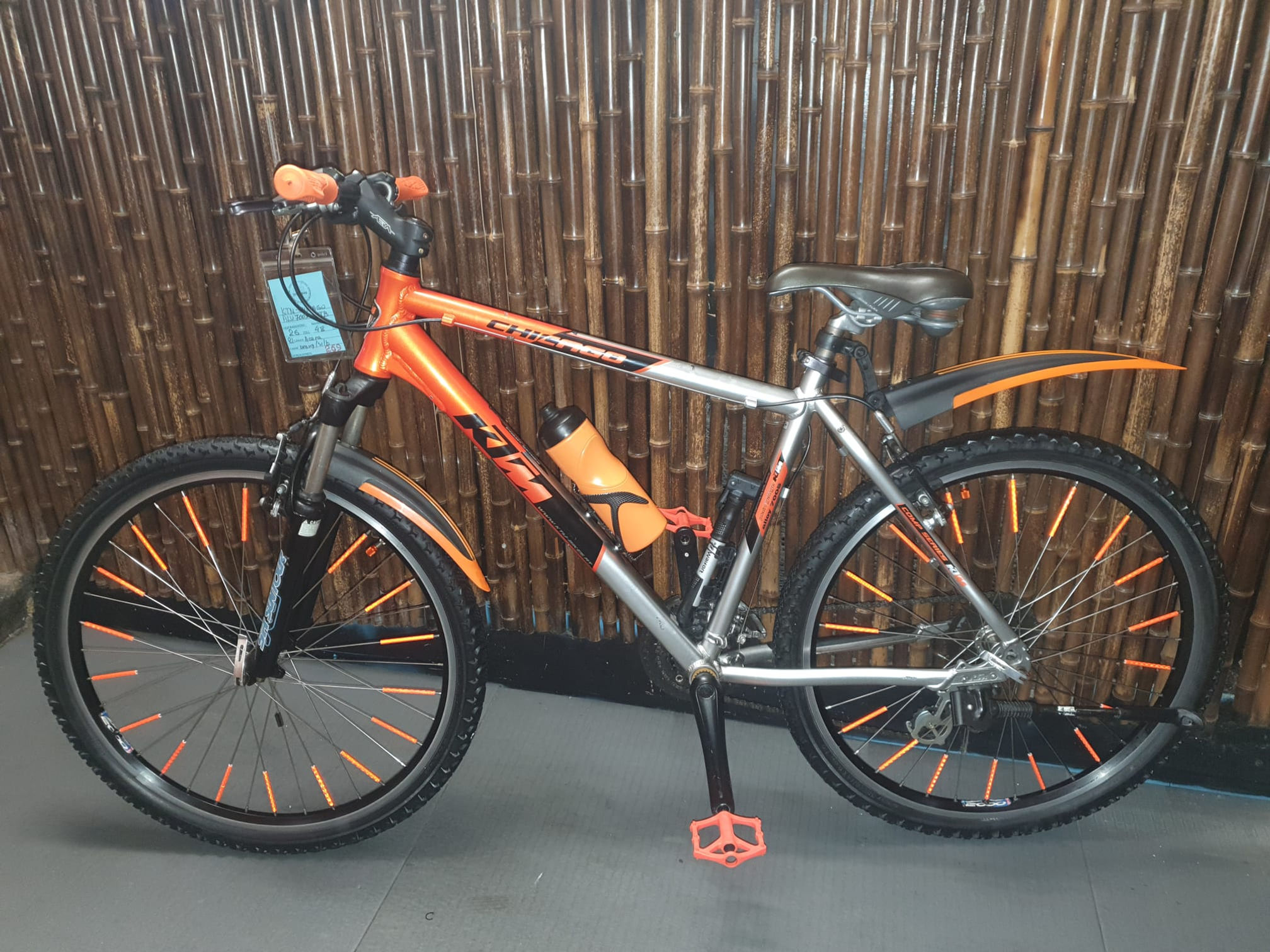 "KTM CHICAGO"Alu.Mountainbike.26 zoll.21 Gänge.48 cm RH.mit 1 Jahr Garantie.