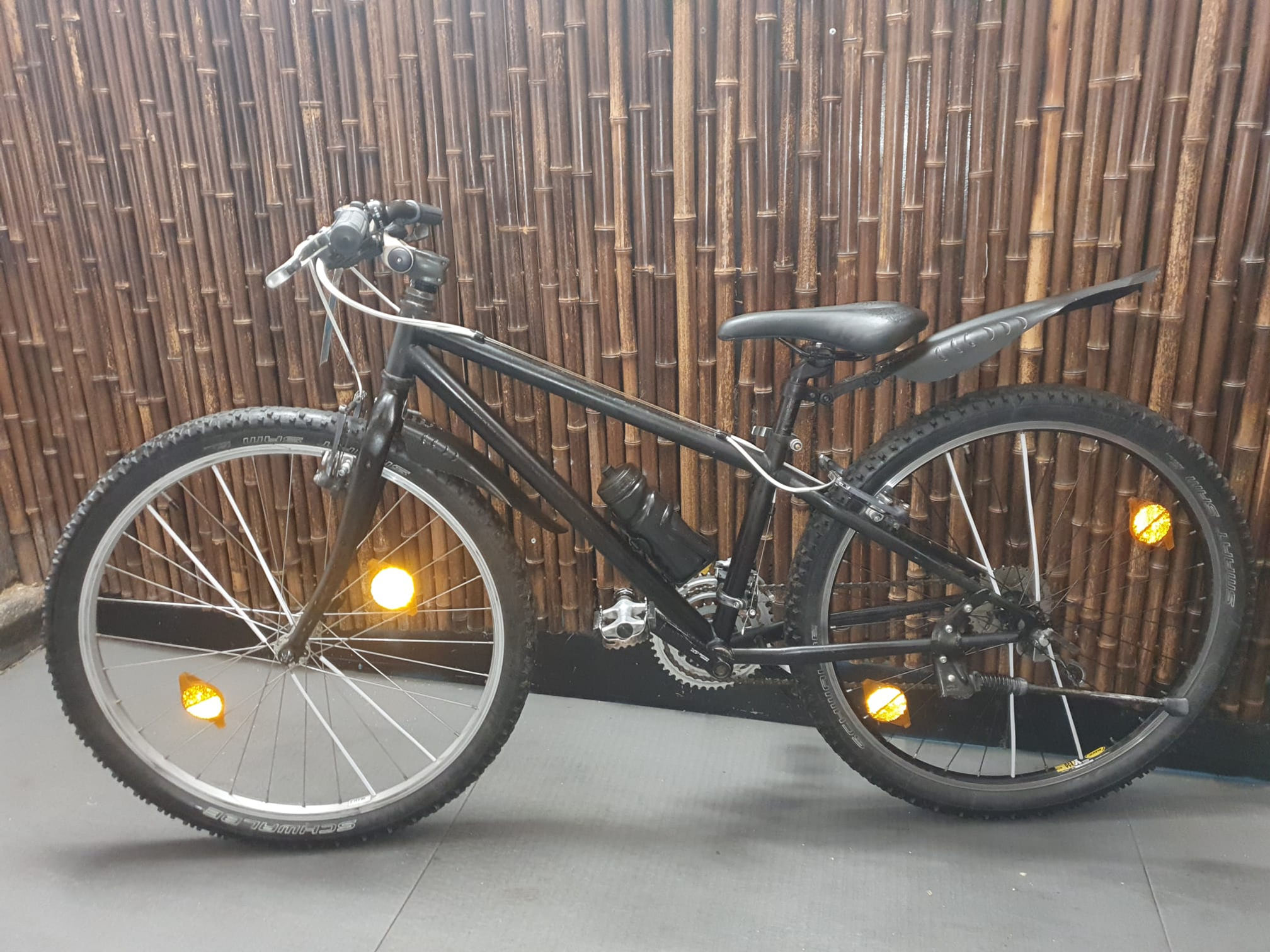 MOUNTAINBIKE.26 zoll.24 Gänge.36 cm RH.mit 1 Jahr Garantie.