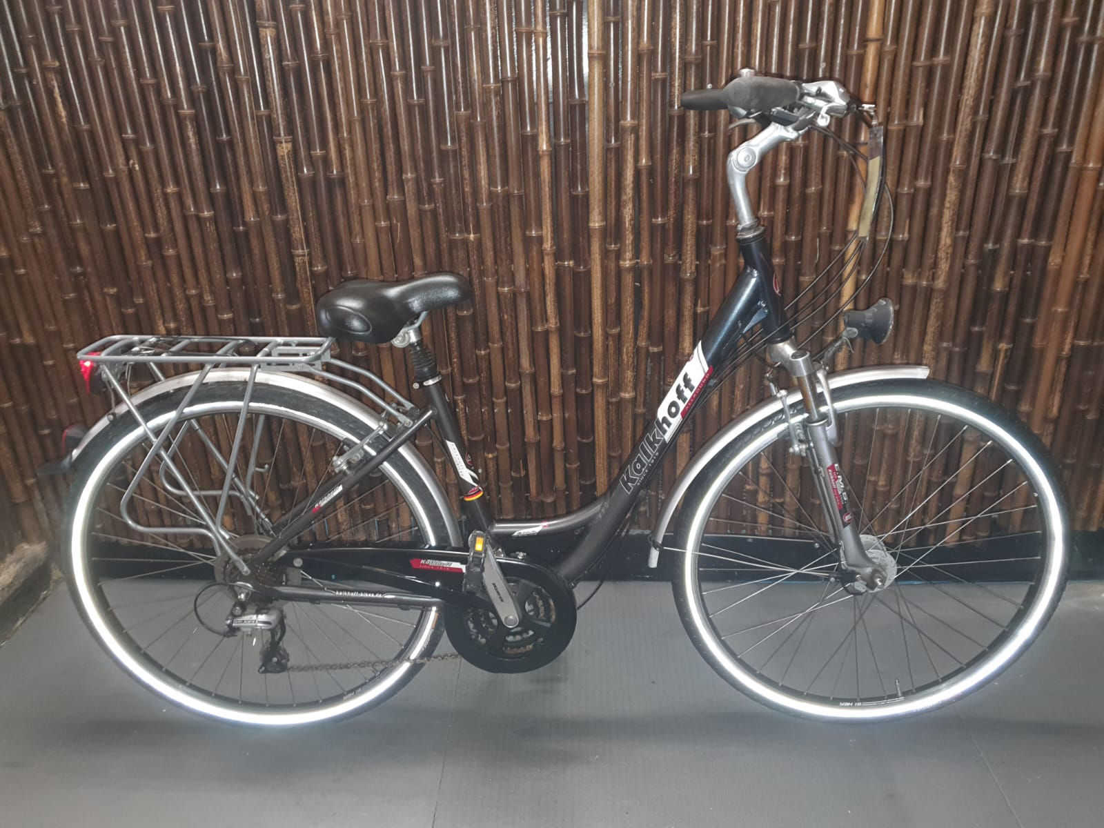 "KALKHOFF" Trekkingbike,28 Zoll,24 Gänge,45 cm RH,mit 12 Monatige Garantie