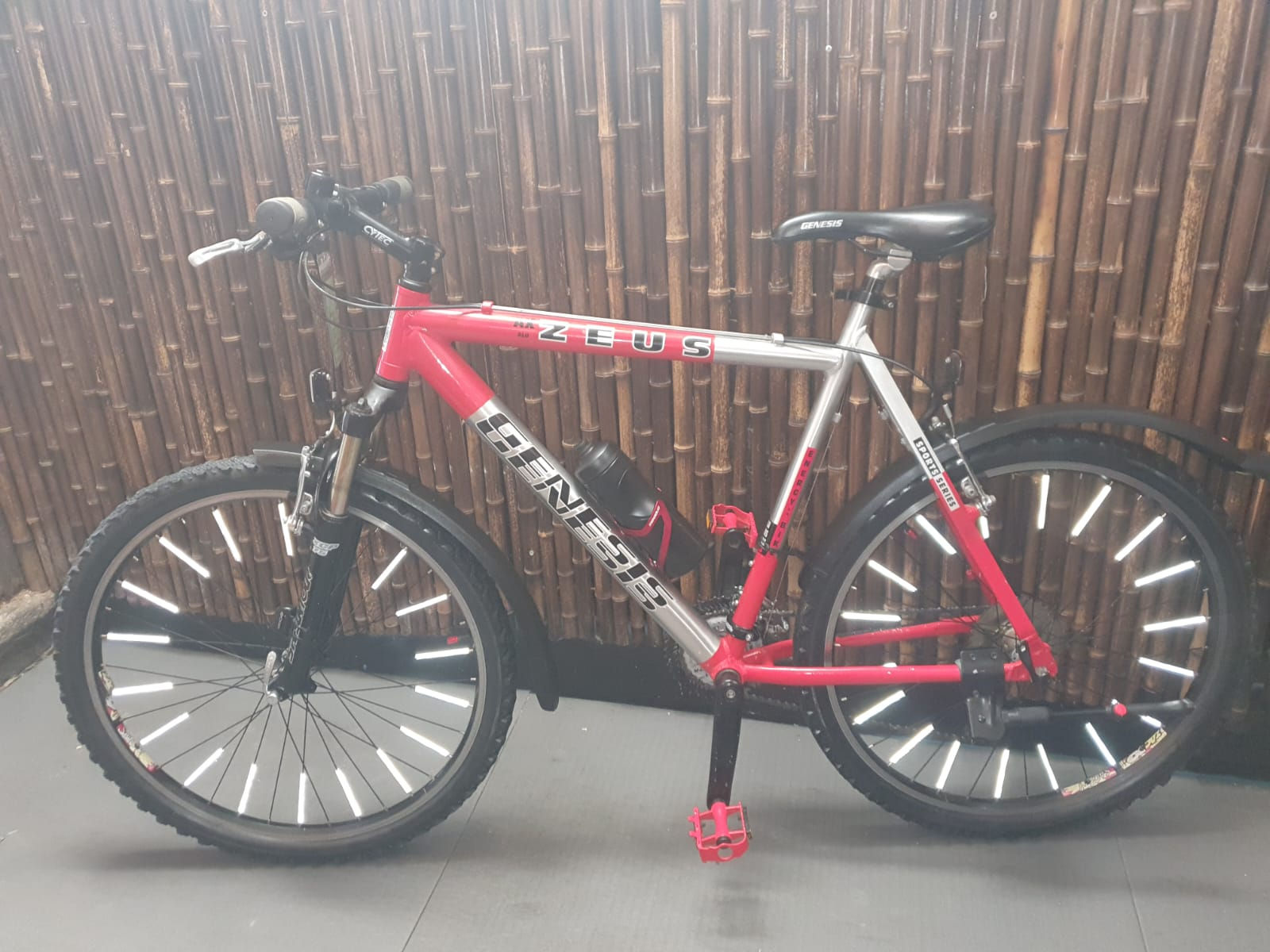 "GENESIS AX ALU" MTB 26 zoll.27 Gänge(Shimano Deore XT.57 cm RH.mit 1 Jahr Garan