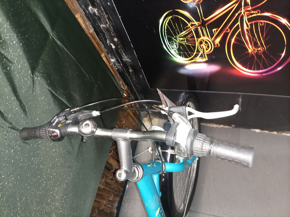 Miniaturbild: "SCIROCCO"Mountainbike.24 zoll.21 Gänge.36 cm RH.mit 1 Jahr Garantie.