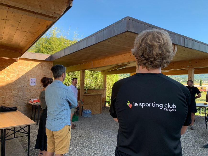 Discours lors de l'ouverture du pique-nique annuel.