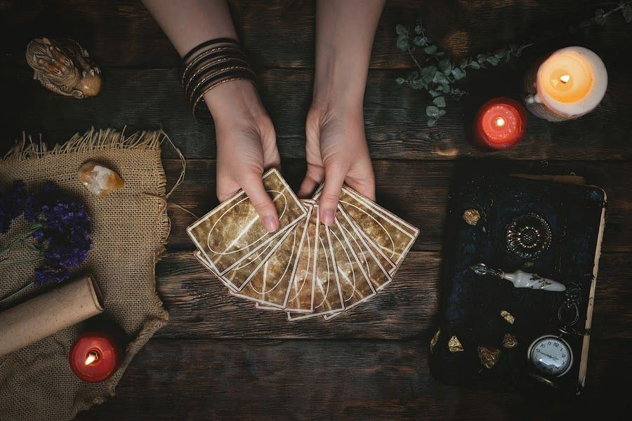 accurate-tarot-reading.jpg