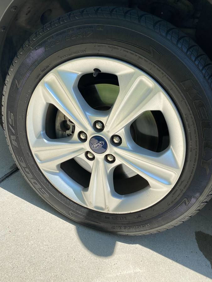 Thumbnail: 2015 FORD ESCAPE 4WD__Clean Title__Loaded__NAV Lthr